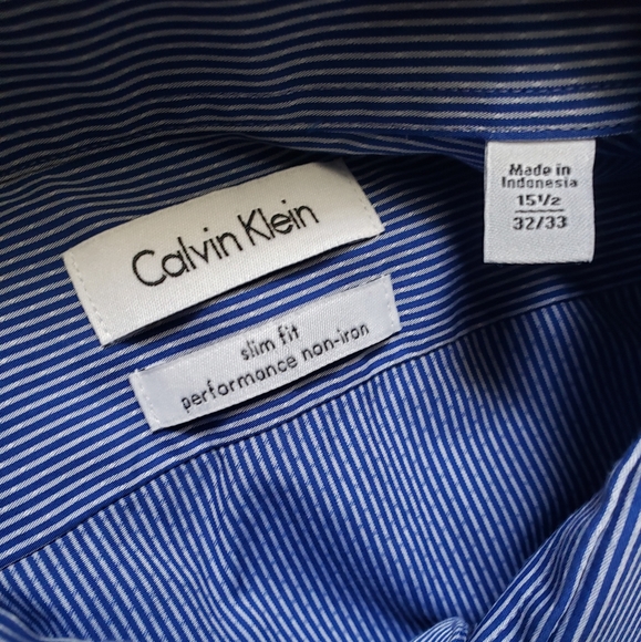 Slim fit button up shirt EUC - Picture 4 of 4